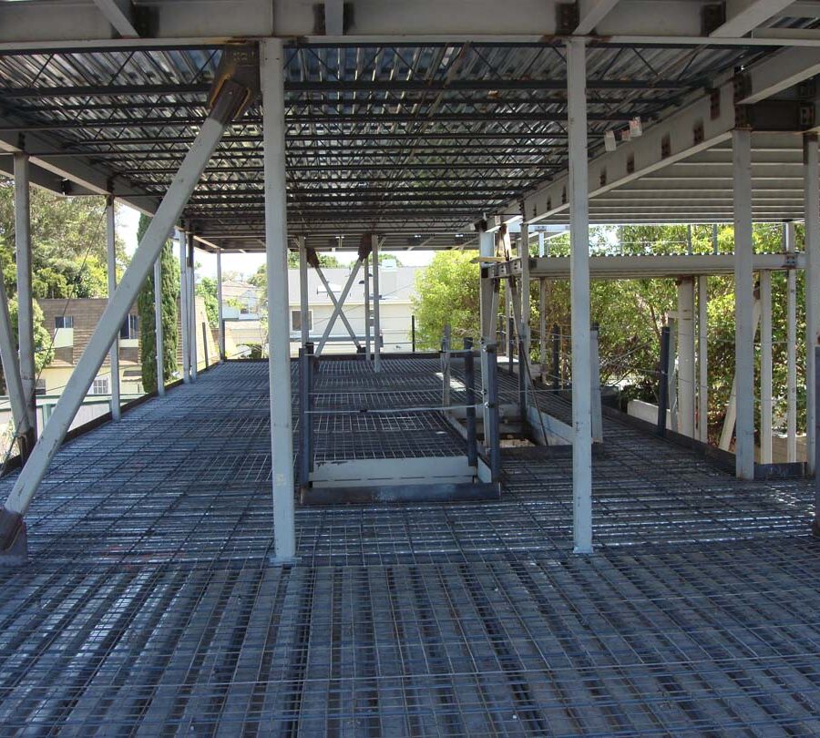 Steel reinforcement for lightweight concrete slab for a new custom home in Manhattan Beach, CA. Pacificland Constructors