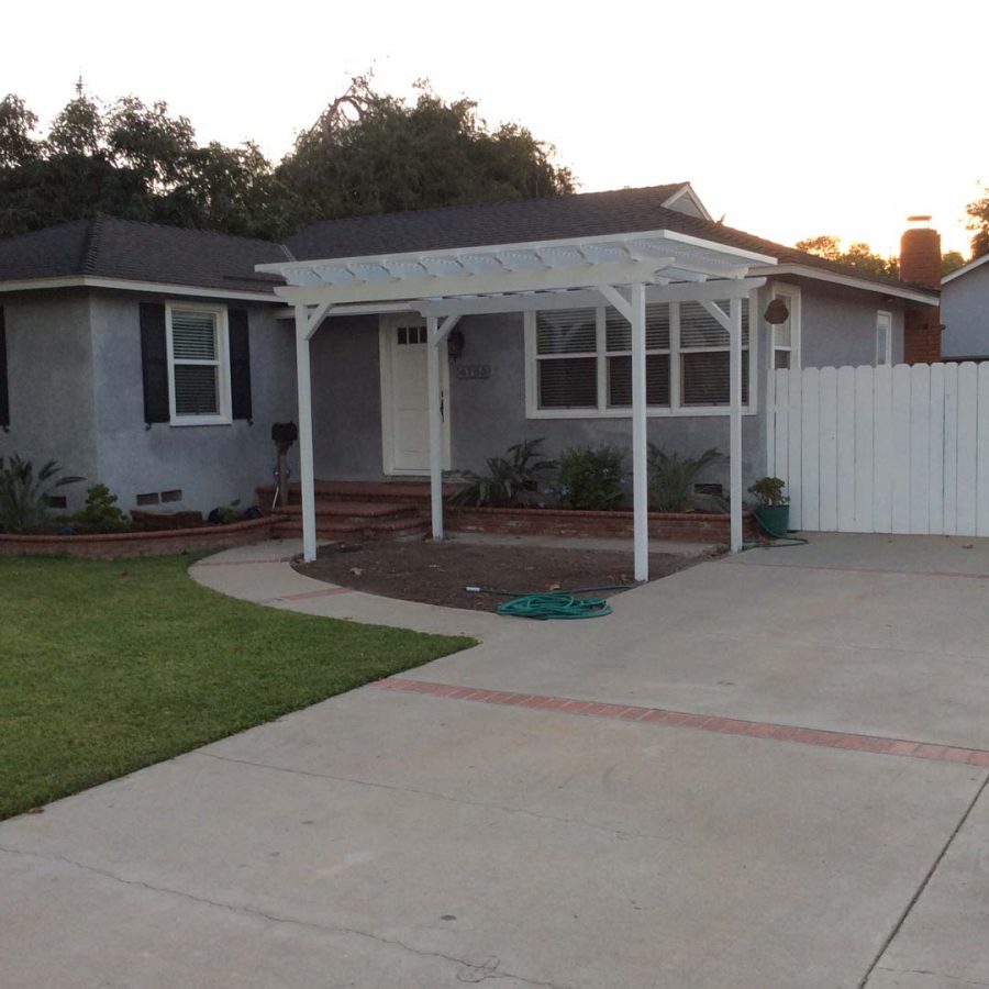 Outdated front yard that will be demolished and upgraded with a new concrete slab with brick ribbons, brick planters, and front porch. Pacificland Constructors