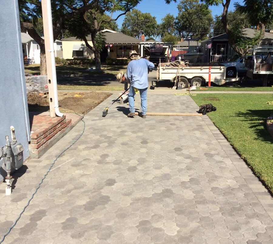 Construction of new pavers for a driveway, please view the catalogs on our website for ideas for your new driveway, walkway, or patio. Pacificland Constructors