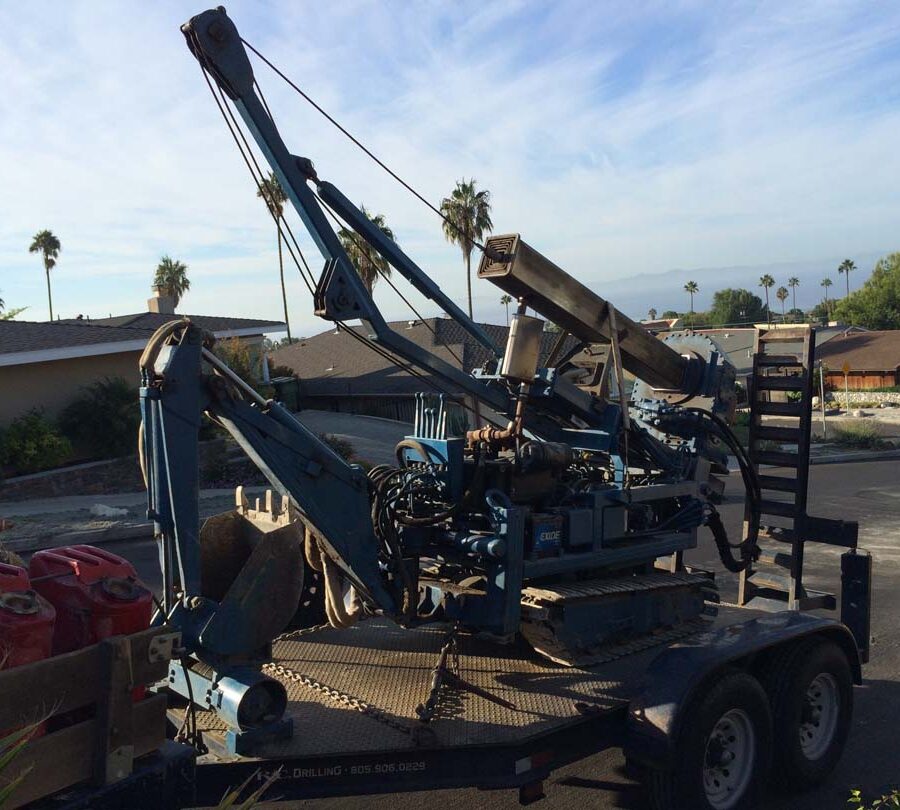 Boring machine used to prepare the cast in place foundations. Pacificland Constructors