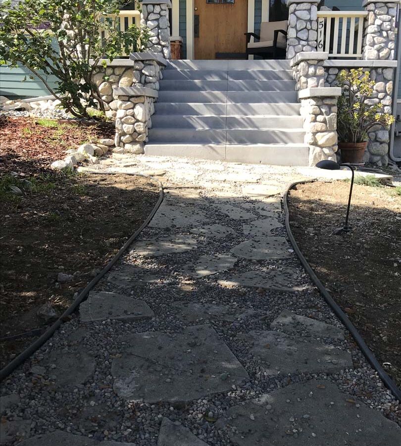 New front yard flagstone work and stone work for the entrance of a home in Eagle Rock, Los Angeles, CA. Pacificland Constructors