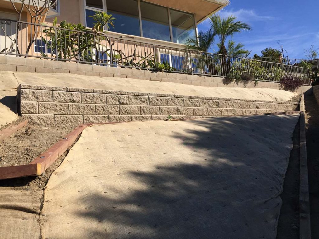 lahabracmuretainingwalls90631contractormasonryconcretestone